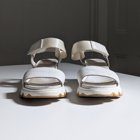 Sorel Platform Sandals - Almost new, Size 7 - Picture 4 of 5